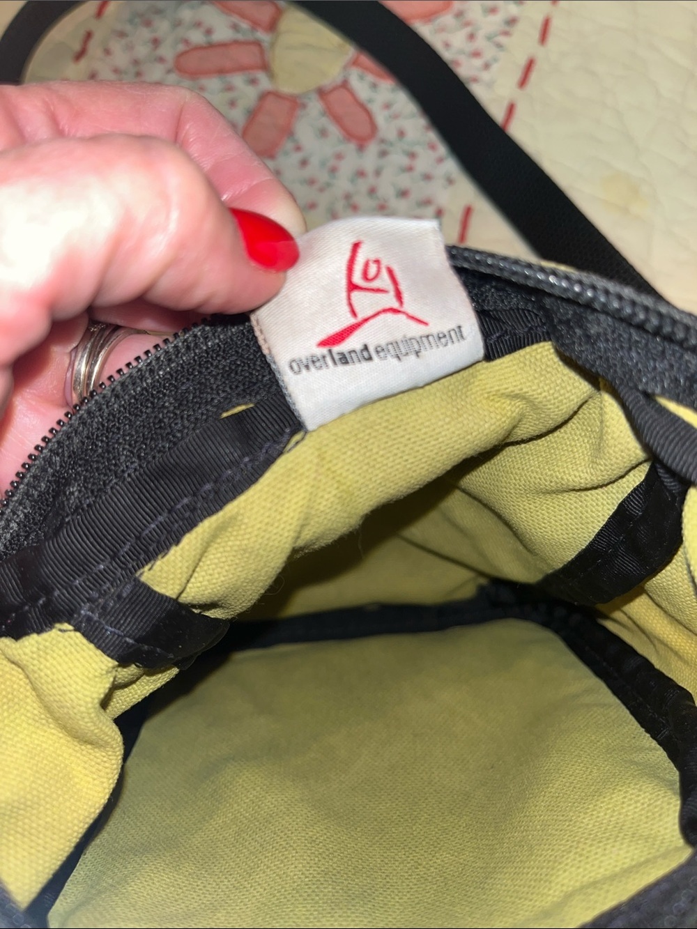 Overland Equipment Olive Green Crossbody Bag with Adjustable Strap - Picture 7 of 13